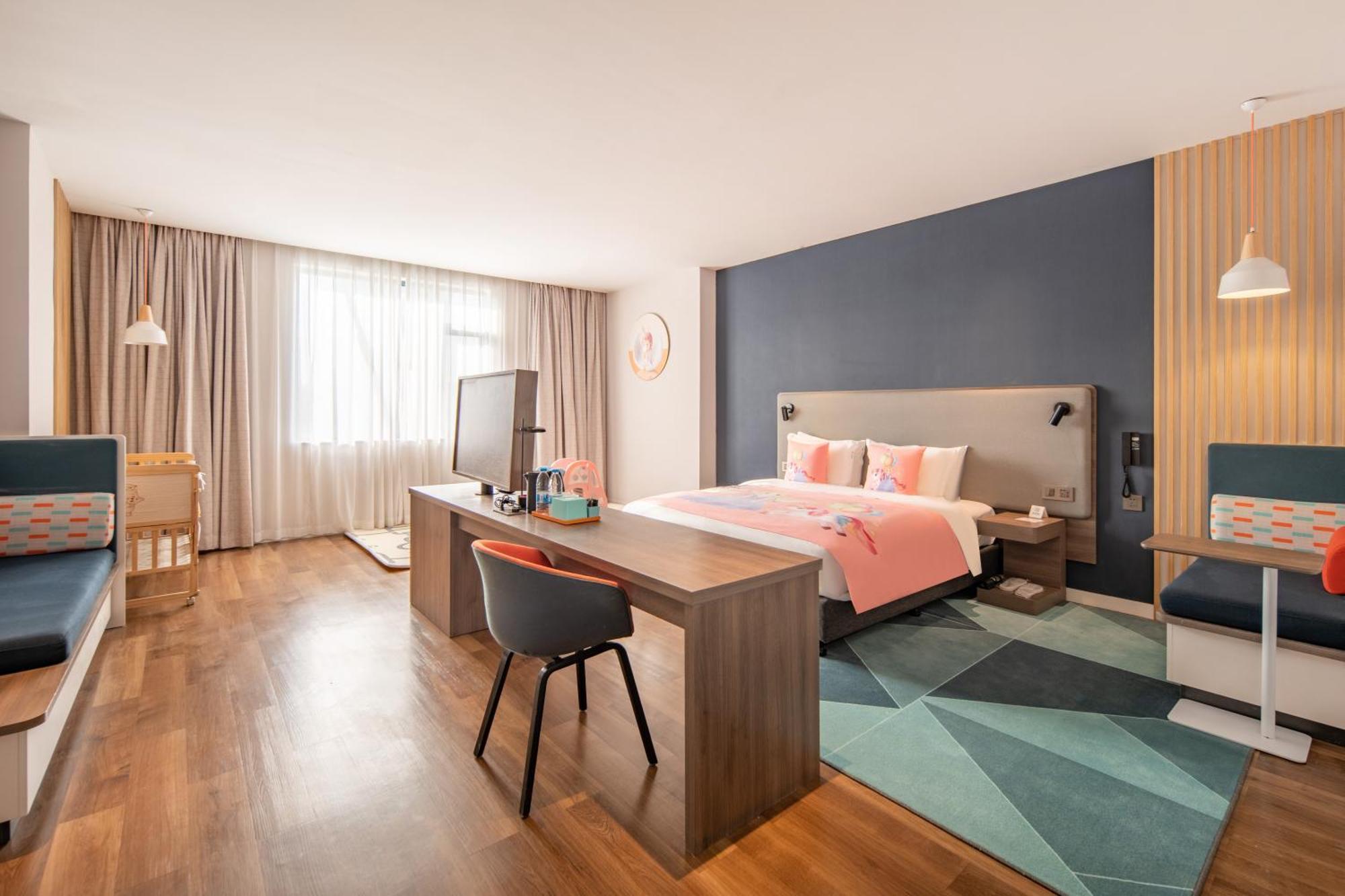 Holiday Inn Express Shanghai Jiading New City By Ihg Exteriör bild